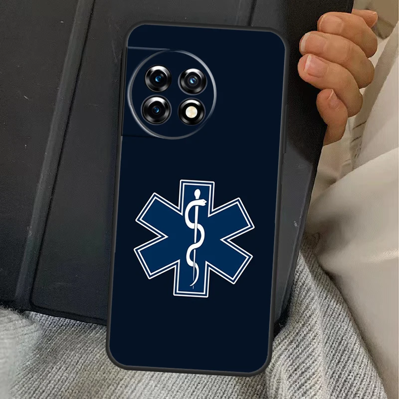 Etui EMT EMS Ambulance na OnePlus 13R 12R 10R 13T 10T 8T 15 13 12 11 Nord CE 4 3 2 Lite N20 N30 Nord 5