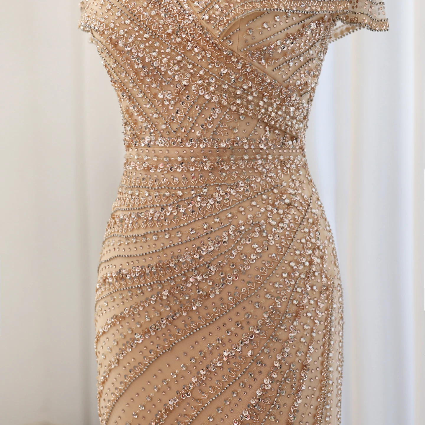 Sharon Said Luxuriöse Dubai Silber-Nude Abendkleider für Hochzeiten, Meerjungfrauenkleid mit Kapärmeln, Arabisches Formelles Partykleid SS045 Maßanfertigung – Detail 15