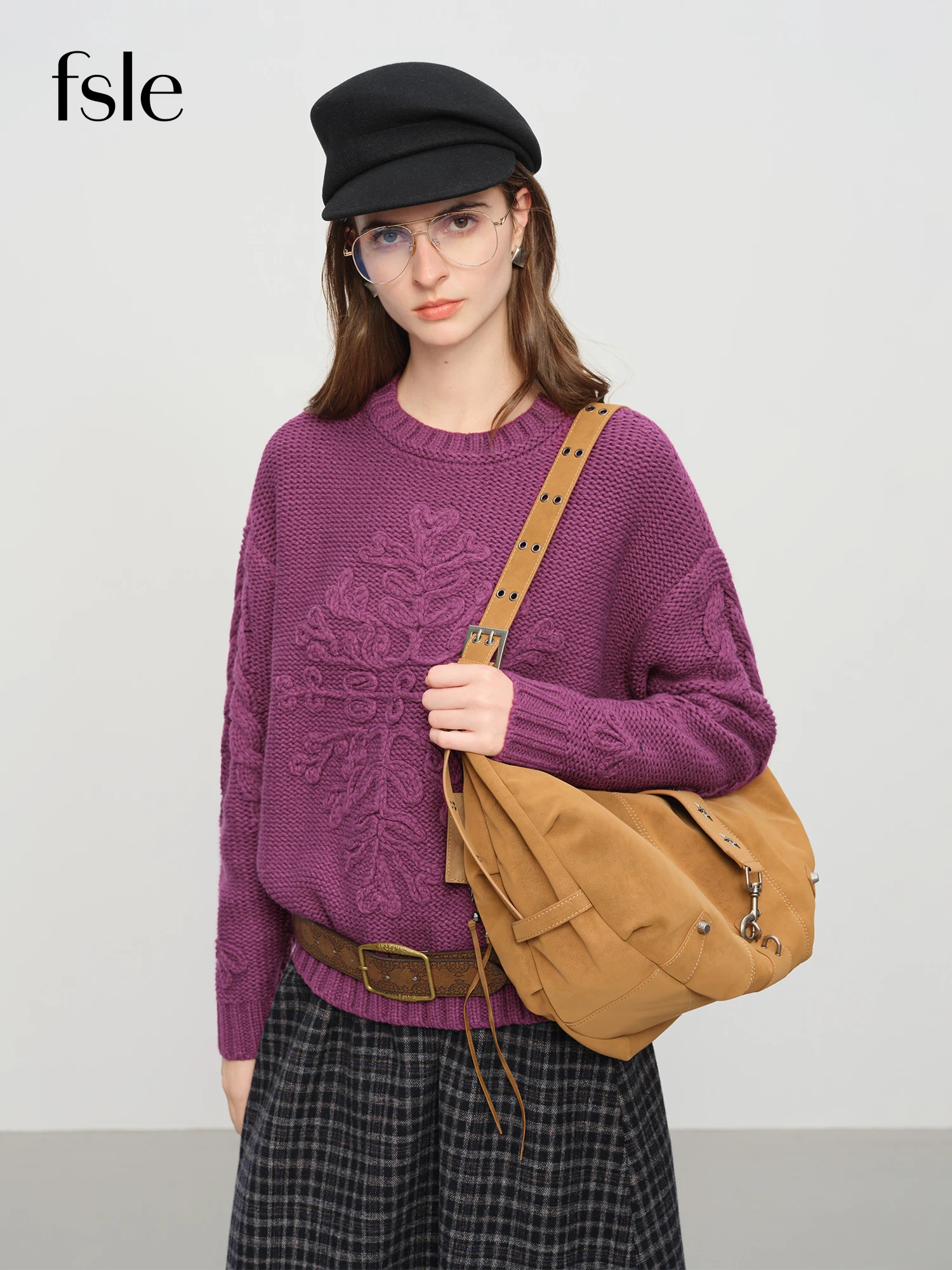 

FSLE【Премиум-серия】Дизайнерский свитер в винтажном стиле для женщин, осень-зима, вязаный крючком узор, мягкий вязаный топ с круглым вырезом, рождественская одежда