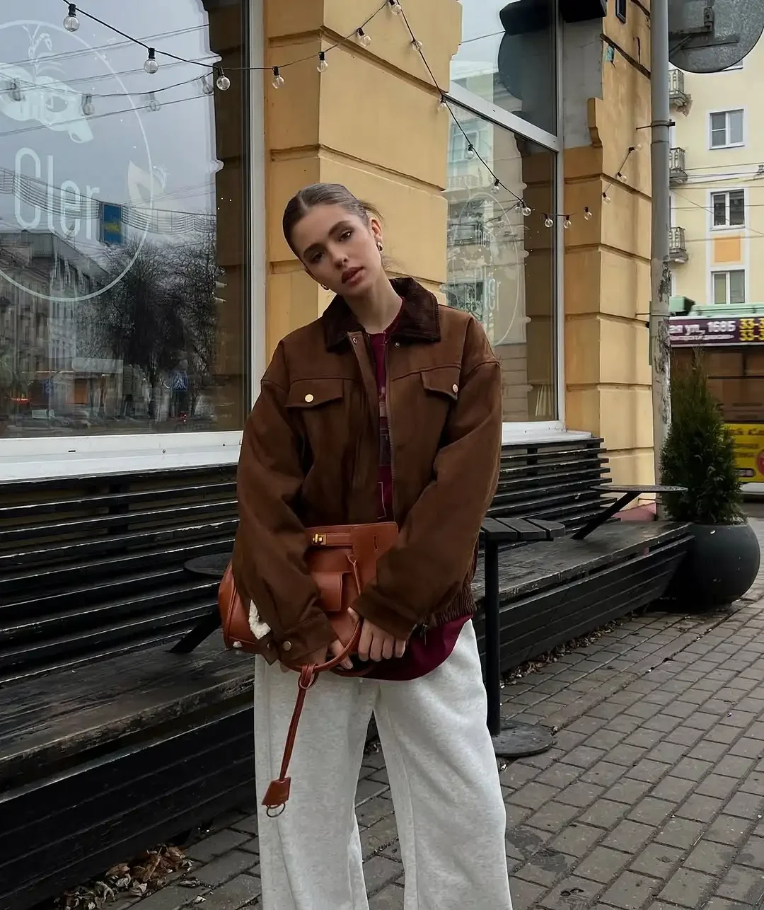 

Solid Color Casual Zipper Short Jacket Women Fashionable Chic Collar Pocket Loose Jackets Autumn Lady Daily Highstreet Outerwear