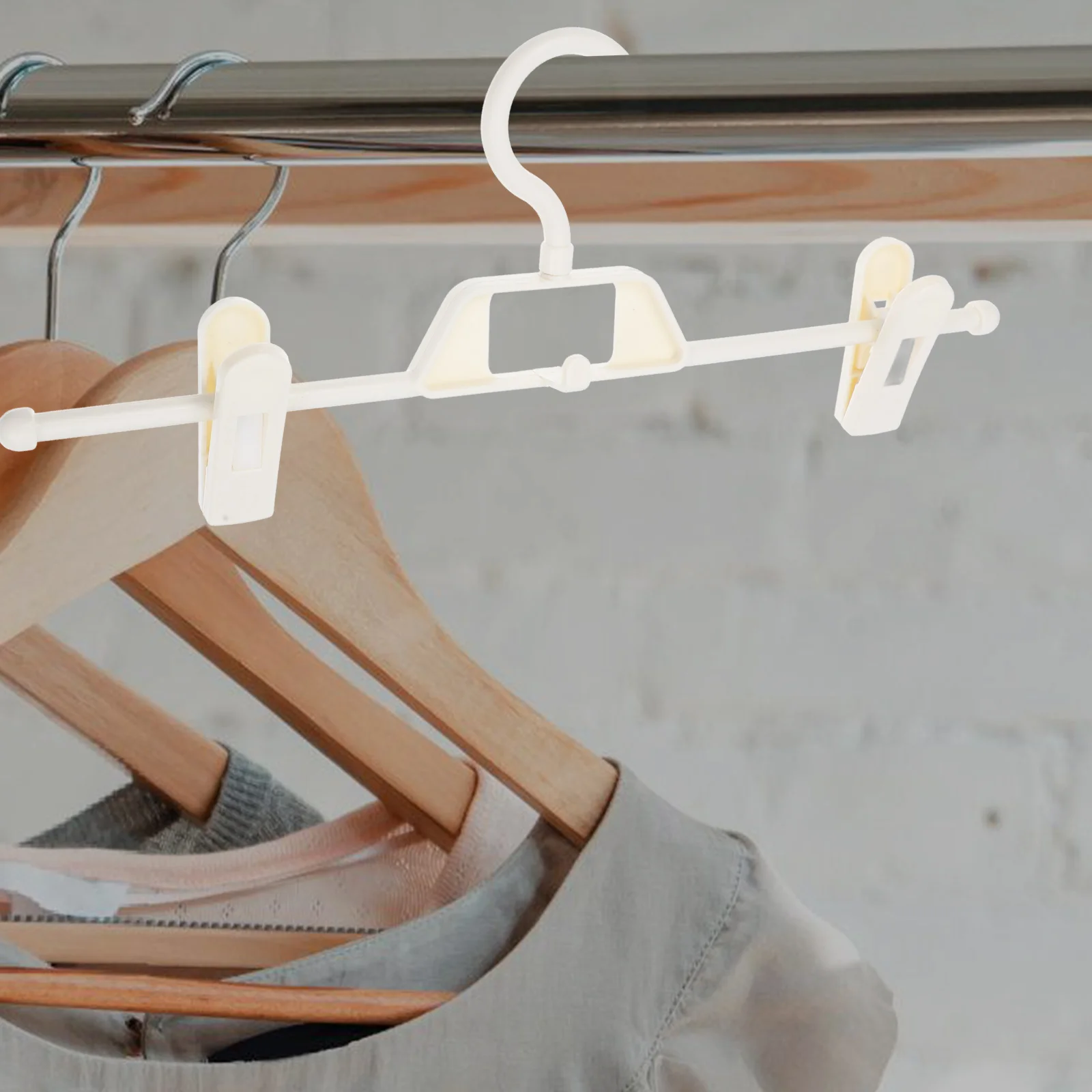 

5Pcs Anti-Slip Pants Hanger Strong Clamp Mouth Clothes Drying Rack for Home Laundry Use Adjustable Pant Skirt Hanger