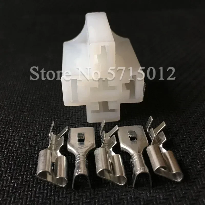 3 Hole H4 Headlight Light Lamp Socket Car Automotive Connector For Audi VW