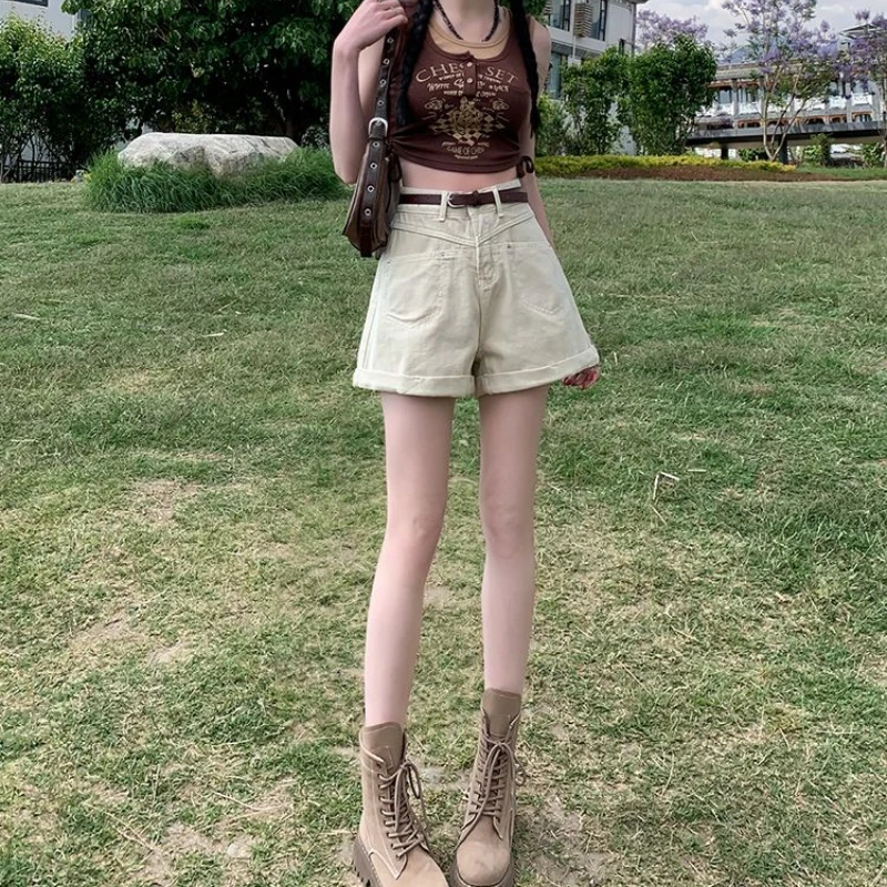 

Women's New High-waisted Slim A-line Curly Hot Girl Design Apricot Denim Shorts