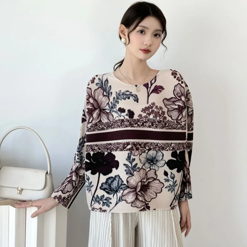 Miyake Pleated T-Shirt 2026 Autumn New Printed Elegant Simple Long Sleeve Loose Fashion Batwing Sleeve Stretch Women's Top