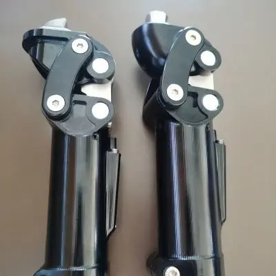 Magnesium alloy pneumatic thigh prosthesis knee joint