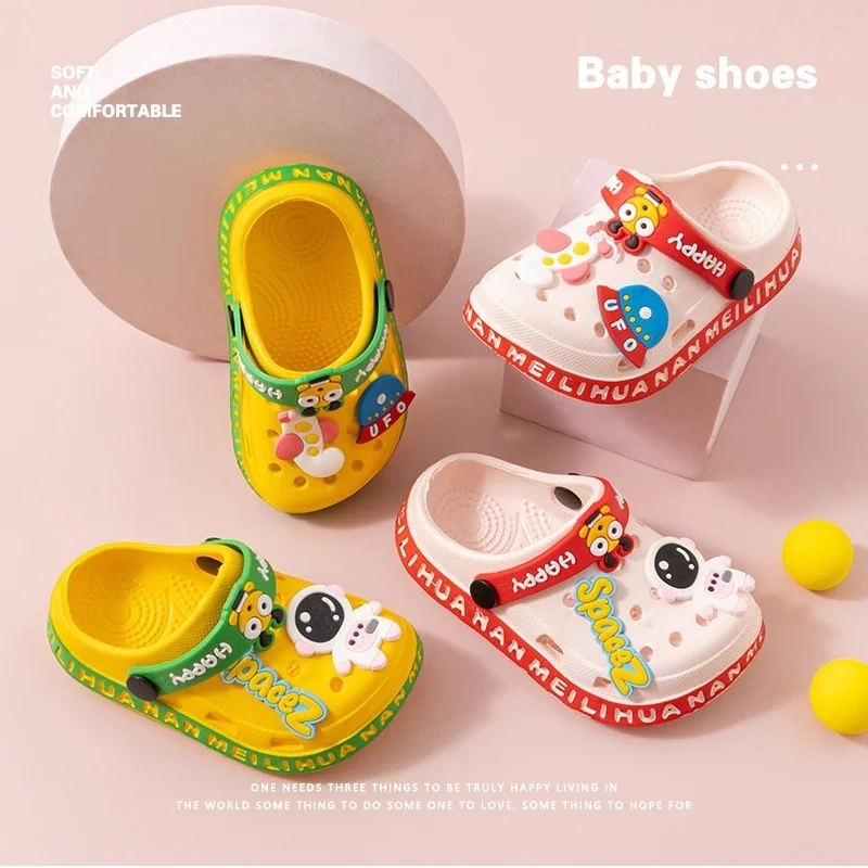 Children Garden Shoes Summer Kids Sandals Hole Shoes Soft Anti-Skid EVA Cartoon Beach Sandals Baby Boys Girls Outdoor Slippers