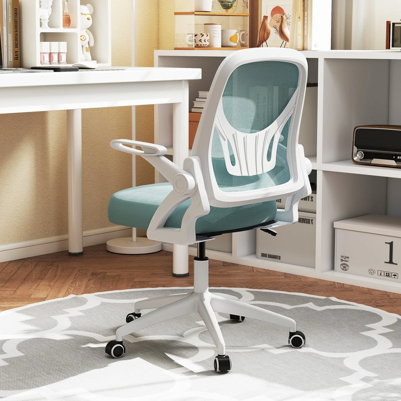 

Mesh Office Chair w/ Lumbar Support & Flip-up Arms Rolling Casters for Work