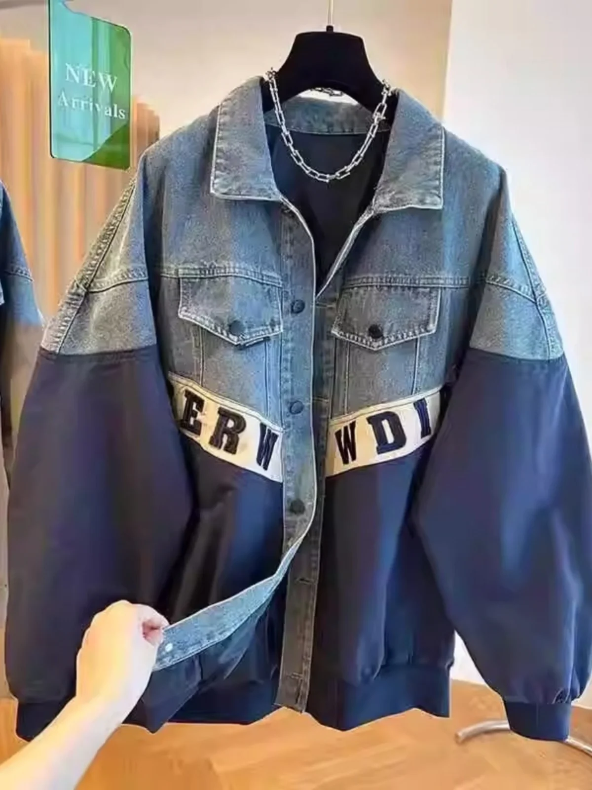 

Мужской кардиган крупного размера из трикотажа, осенне-зимний, с джинсовыми вставками, в стиле INS, модный, удлиненный, в стиле бейсбольной куртки...