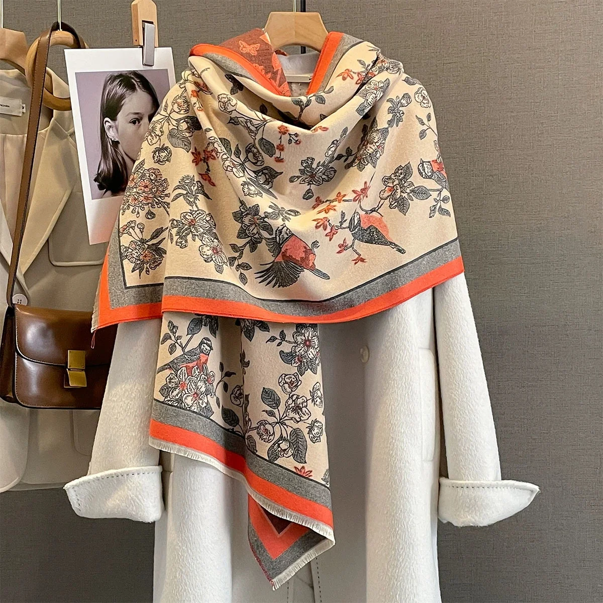 

Этнический элегантный женский жаккардовый шарф из пашмины с имитацией кашемира, зимний толстый теплый шаль высокого качества, женское одеяло с защитой от холода