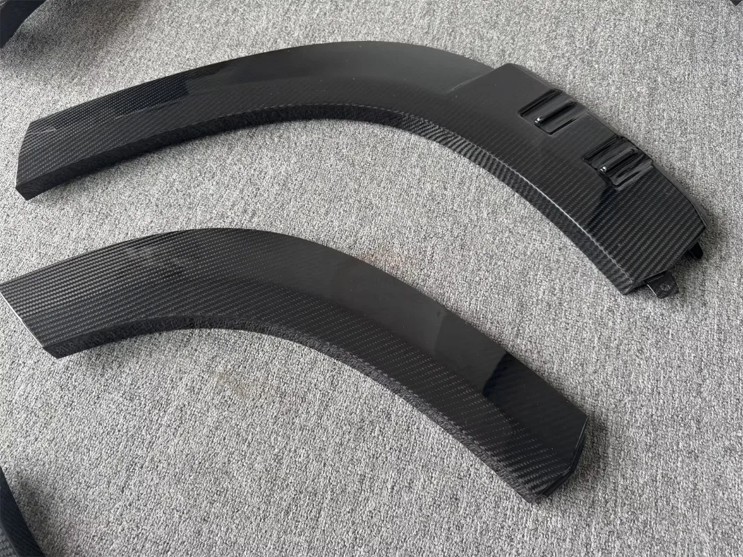 High-quality LD Style Dry Carbon Fiber Wide-body Wheel Eyebrow Front Wheel Eyebrow Rear Wheel Eyebrow for XM G09