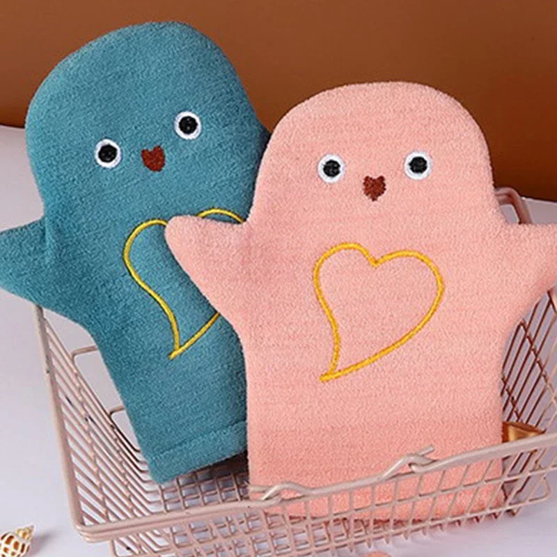 Creative Baby Bath Gloves Children Cartoon Penguin Bath Towel Scrubbing Gloves Body Clean Sponge Bath Accessories Soft Gloves