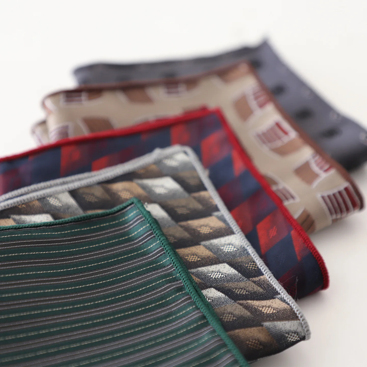 2026 فاخر رجالي جيب مربع البوليستر الجاكار الأخضر منديل 23 سنتيمتر لينة مخطط البني بيزلي المنديل الزفاف العريس Cravat