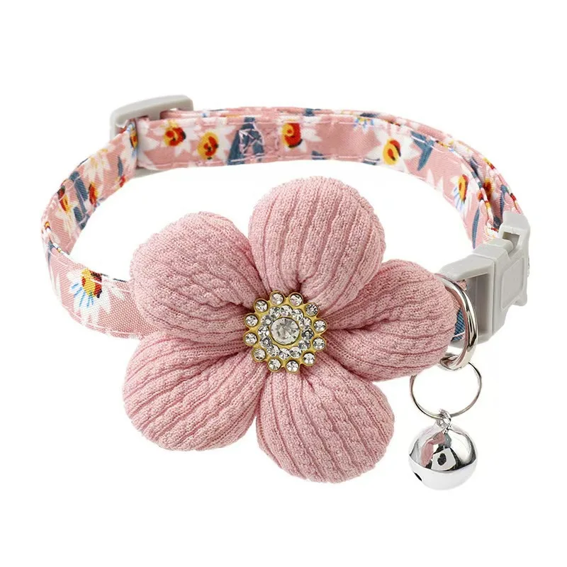 Katzenhalsband, abreißbares Kätzchenhalsband mit Blumen-Strasssteinen, Kitty-Halsband mit Glöckchen, florales Haustierhalsband mit für Katzen und Welpen – Detail 9
