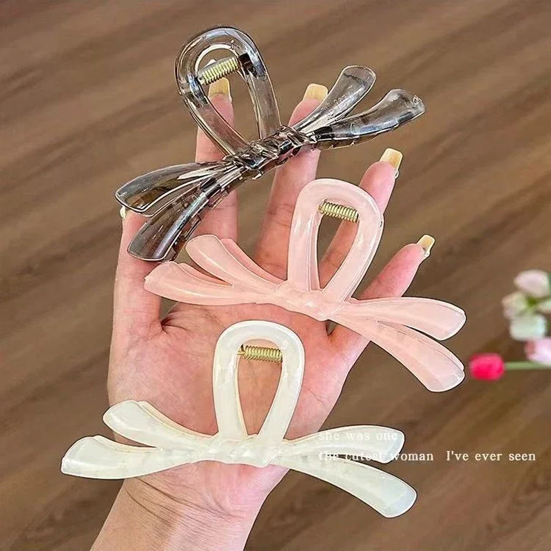 1pc 여성을위한 하이 엔드 보우 헤어 클립 머리 뒤에 새로운 스타일 상어 클립 Updo 우아한 헤어 액세서리