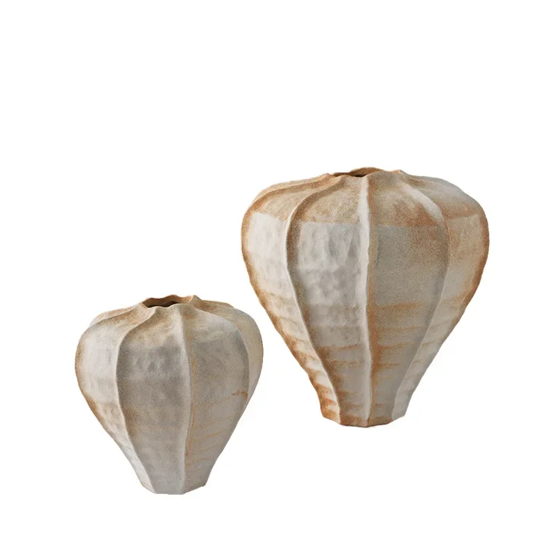 

Dining table ceramic vase