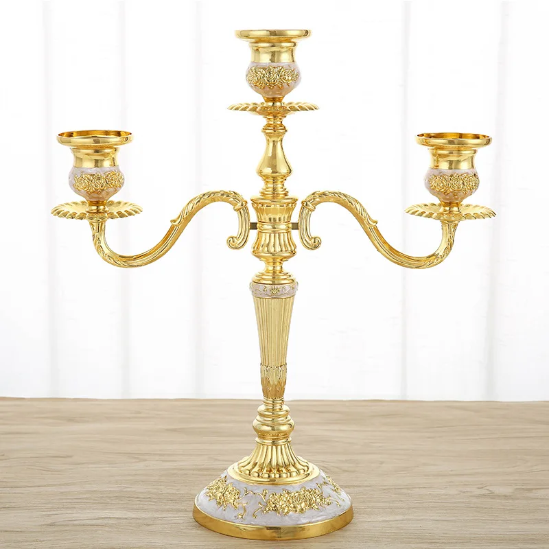 Tempat lilin Eropa, dekorasi rumah pernikahan yang kreatif dan sederhana, lima tempat lilin perunggu