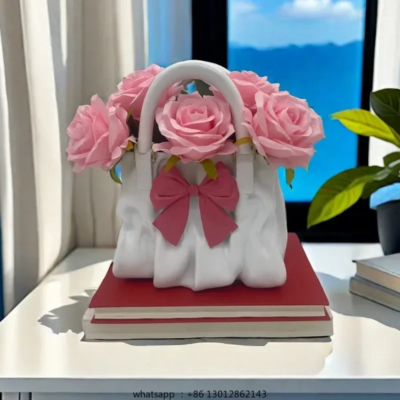 

Resin Luxury Portable Handbag Moulding Vase Nordic Simple Living Room Table Vases Modern Creative Home Decorations Ornaments