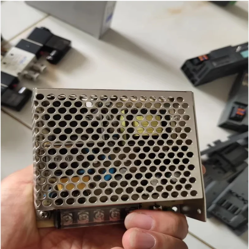 

Новый оригинальный блок питания ABL2K02 ABL2REM24085K ABL2REM24100K