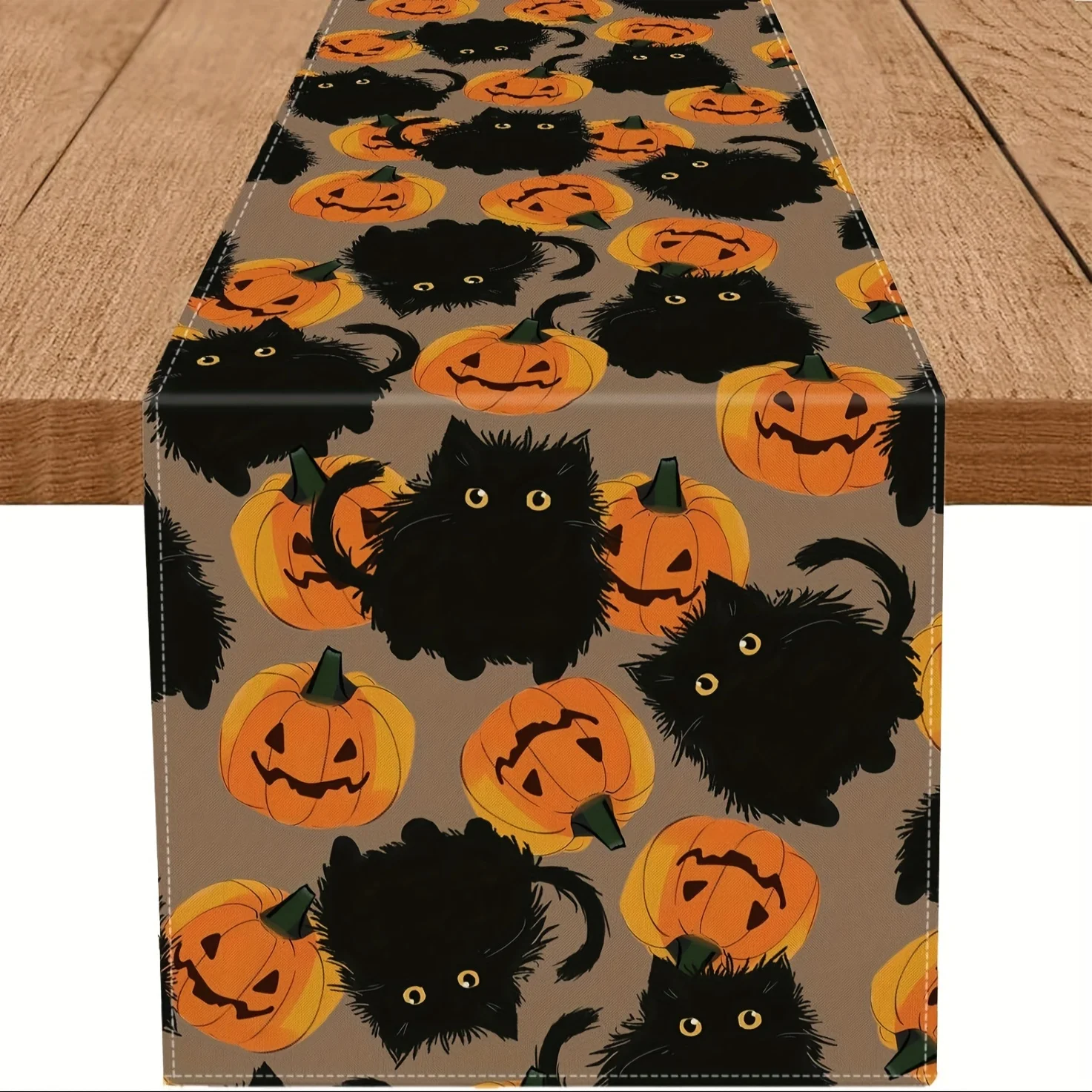 1 Halloween-Themed Table Runner Decorated with Black Cat and Pumpkin, Suitable for Parties, Restaurants, Homes, Markets, and Holiday Decoration Scenes.