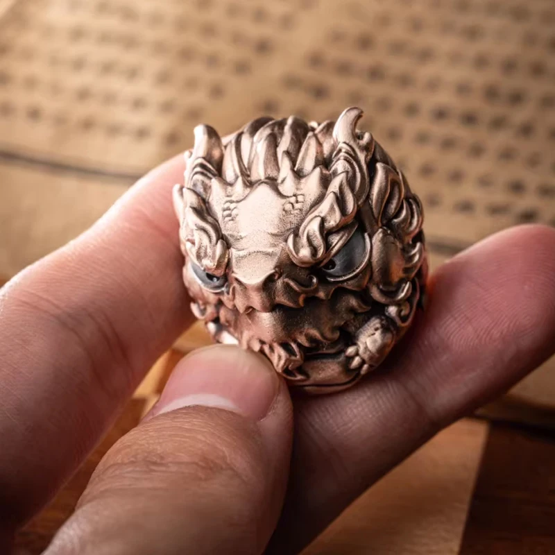 Outdoor Portable EDC Creative Chinese-style Retro Green Dragon Finger Rotary Toy Tool Ornament
