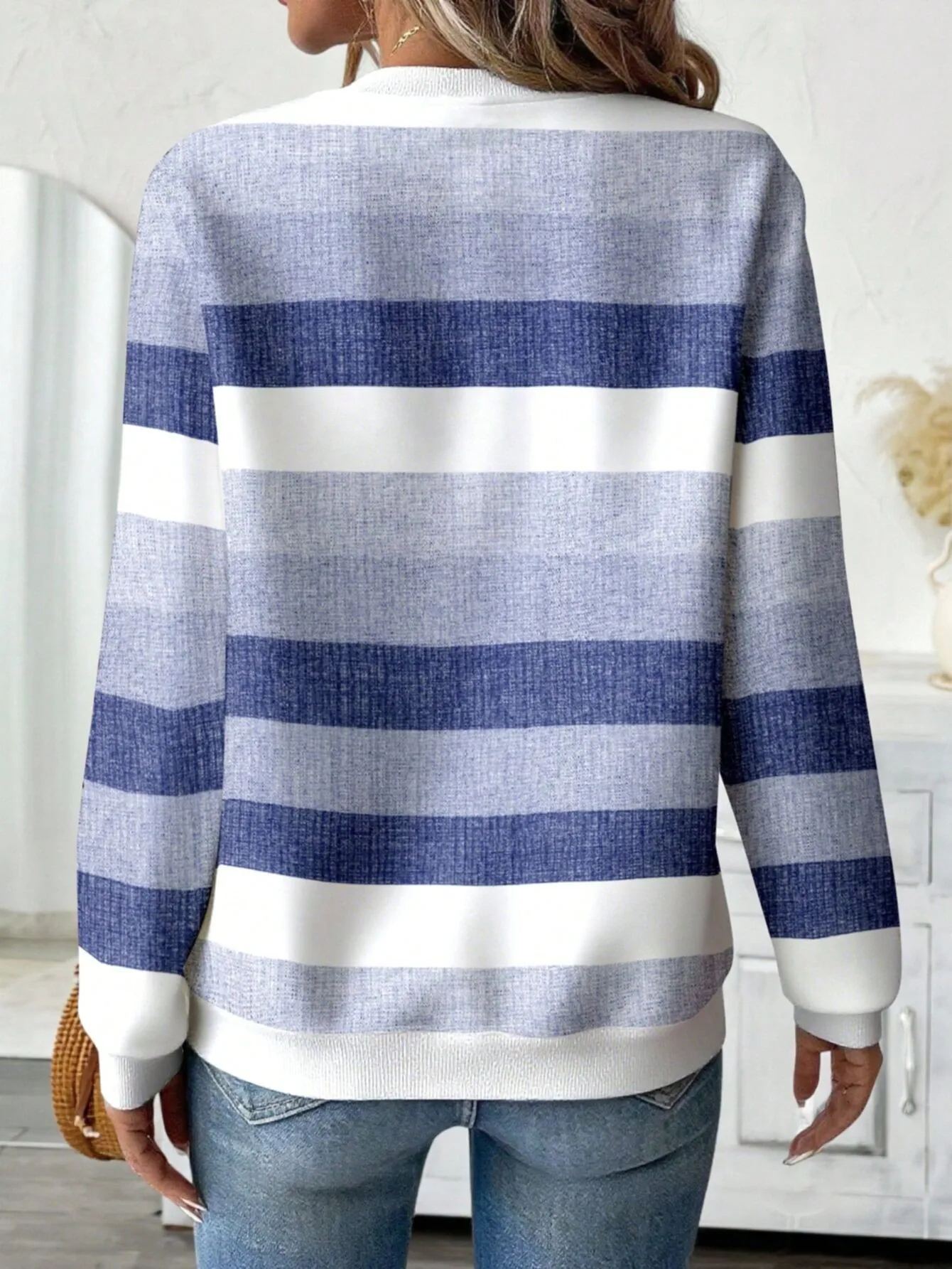 Casual Zipper Hoodie with Regular Fit Mid Length Japanese Korean Casual Digital Print Long Sleeve Striped Spring Women Hoodie