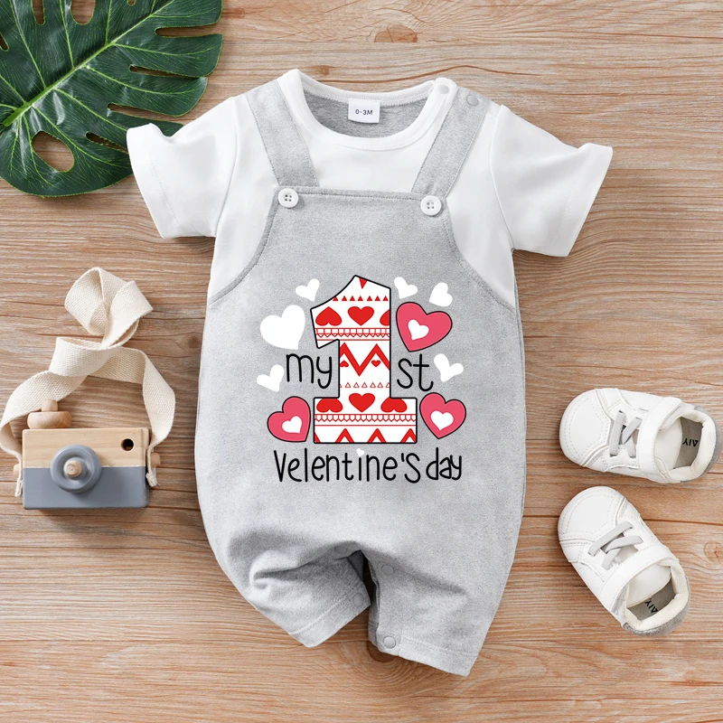 

Летний комбинезон с короткими рукавами и круглым вырезом для новорожденных мальчиков, девочек и малышей, имитация двухслойного наряда, на День святого Валентина