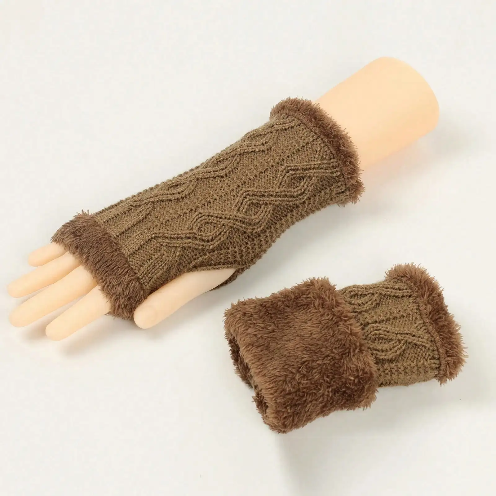 Half Finger Gloves for Women\'s Soft Winter Warmth Luxury Solid Color Plush Knitted Fingerless Gloves Fuzzy Knitted Gloves