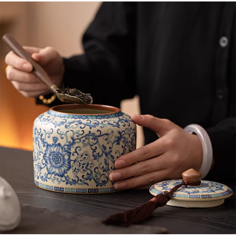 Ceramic Tea Leaf Jar Blue and White Porcelain Candy Jar Multifunctional Home Coffee Bean Nut Herb Storage Box Home Decoration