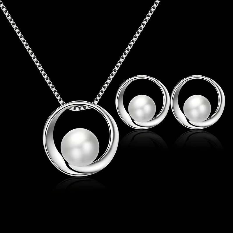 Accessories for Women Hollow Round Jewelry Set Pearl Pendant Necklace Stud Earrings Set Brides Valentine\'s Day Gift for Women