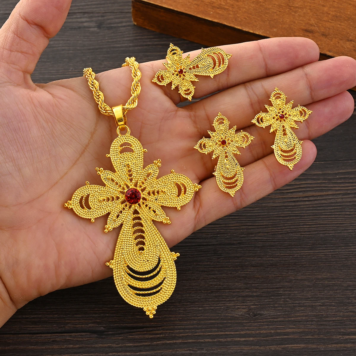 

Fashion Gold Color Red CZ Cross Pendant Necklace Earrings Ring Set For Women Vintage Arab Africa Europe Jewelry Sets Party Gifts