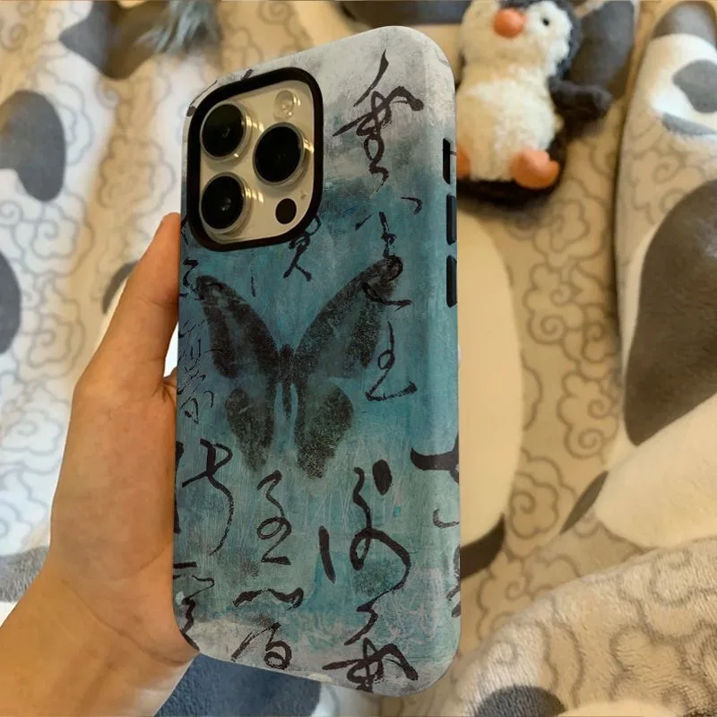 حافظة لهاتف آيفون 16 15 14 11 12 13 Pro Max Plus من الفن الشرقي مستوحاة من الفراشة والخط