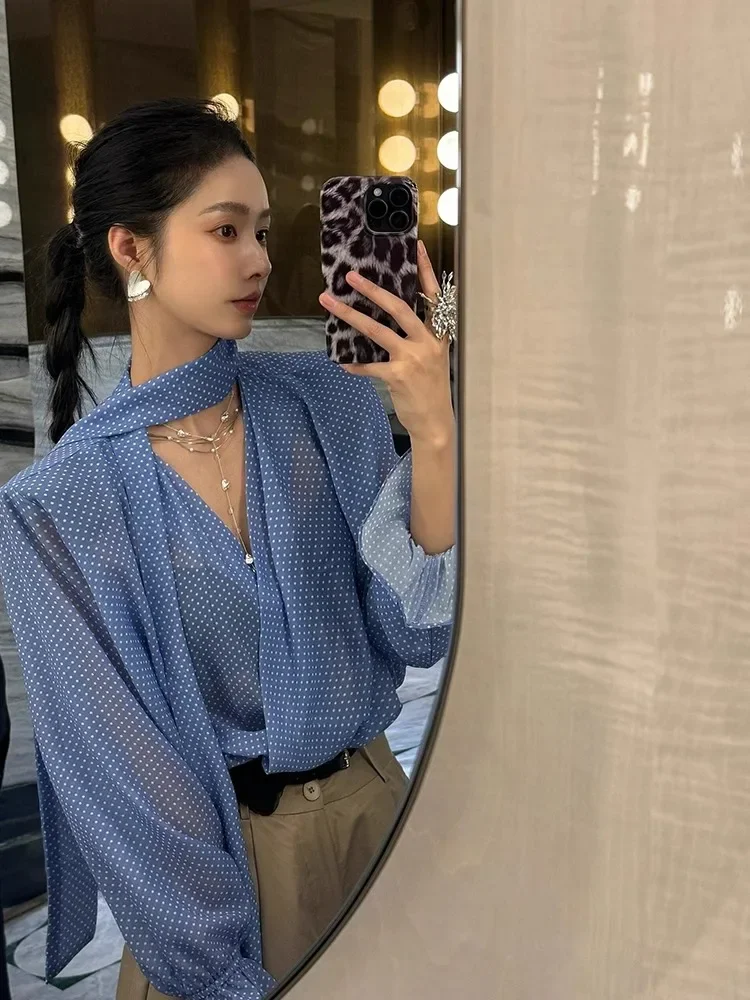 Ribbon V-Neck Blue Polka Dot Shirt For Women'S 2025 Spring/Summer French Style Unique Temperament Top