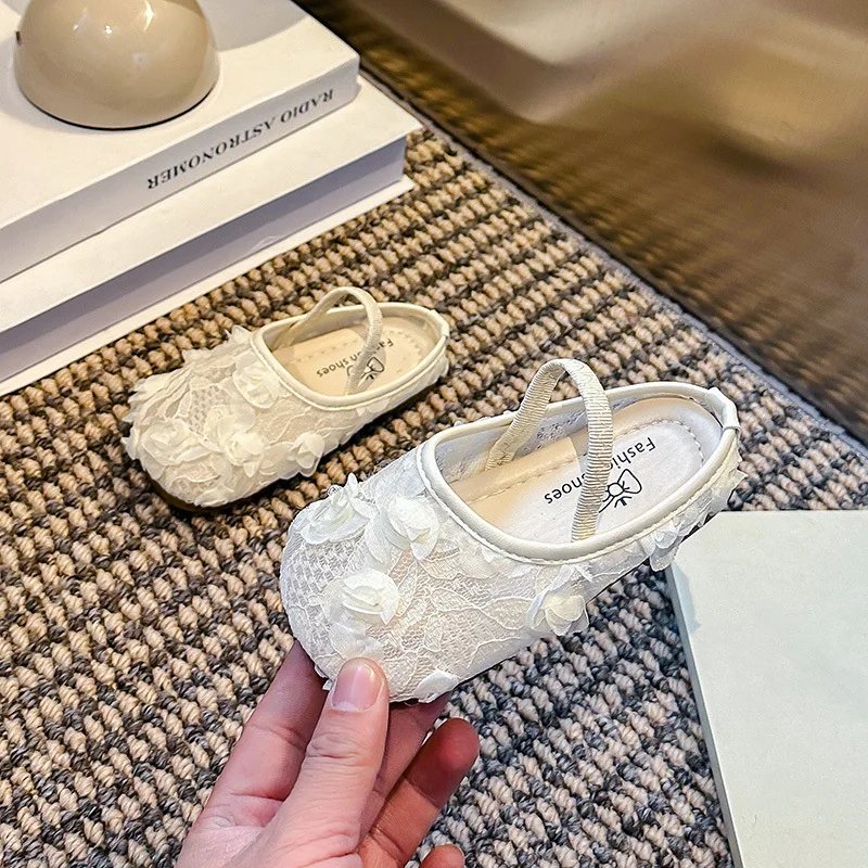 สาวฤดูร้อนลูกไม้ดอกไม้รองเท้าแตะการออกแบบกลีบสีทึบครึ่งรองเท้าแตะนุ่มแต่เพียงผู้เดียวฤดูร้อนวันหยุดรองเท้าลําลอง