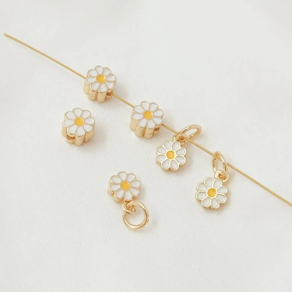 

14K Gold-plated Oil-dripping Small Daisy Pendant Beads, DIY Handcrafted Bracelet Necklace Pendant, Loose Bead Material