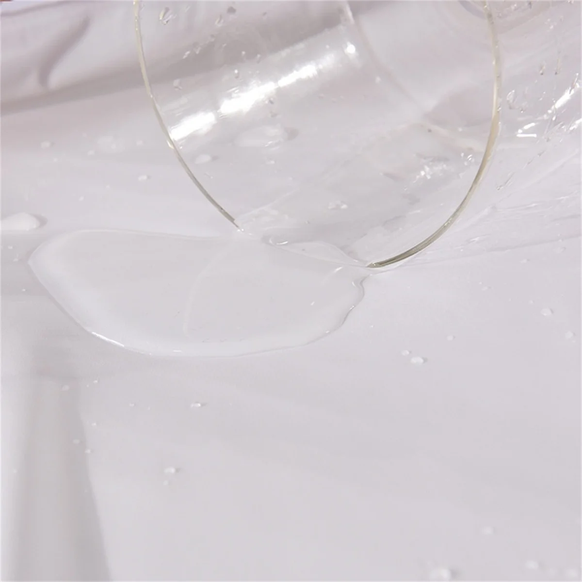 Smooth Waterproof Mattress Protector Cover Anti Mites Mattress Pad Bed Cover Waterproof Bed Sheet Bed Bug Proof Mattress Topper