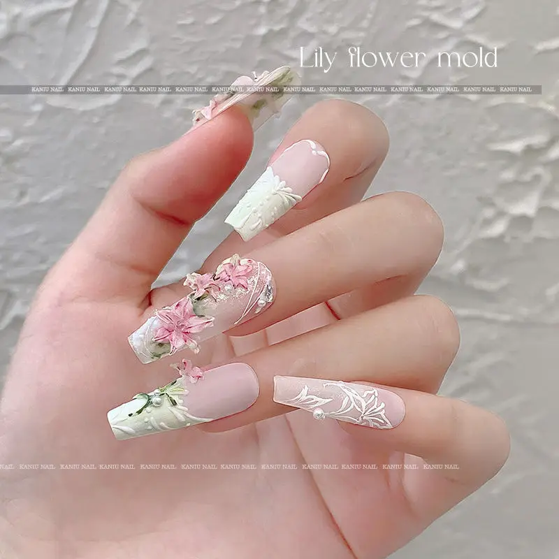 1pc Tulpe Form Ranunculus Asiaticu lilie 3D Acryl Form Daisy Rose Nail art Dekorationen Nägel DIY Silikon Nägel Form