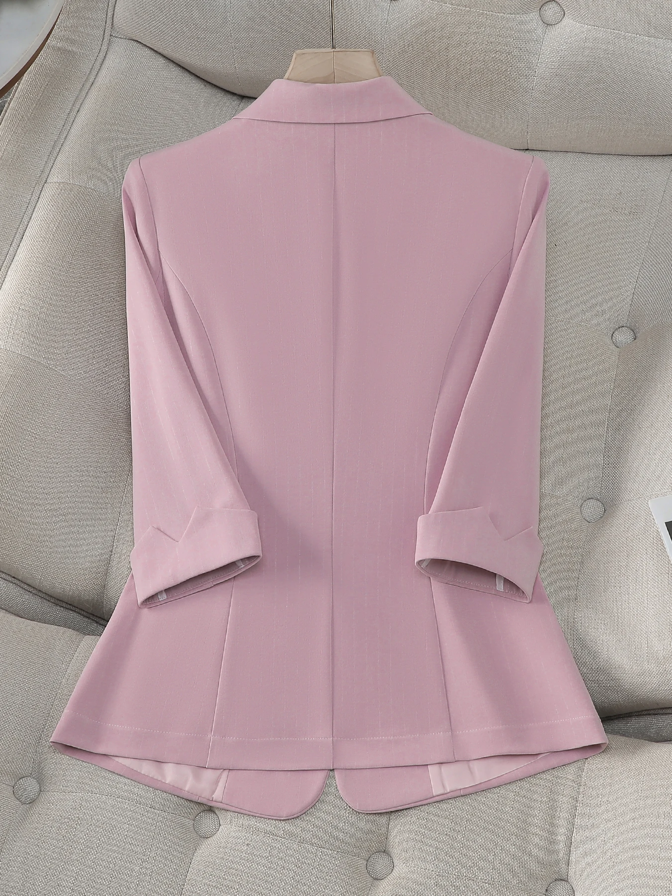 Einfarbiger Slim-Fit-Blazer mit Dreiviertelärmeln und einem Knopf – elegante, minimalistische High-End-Damen-Pendleranzugjacke