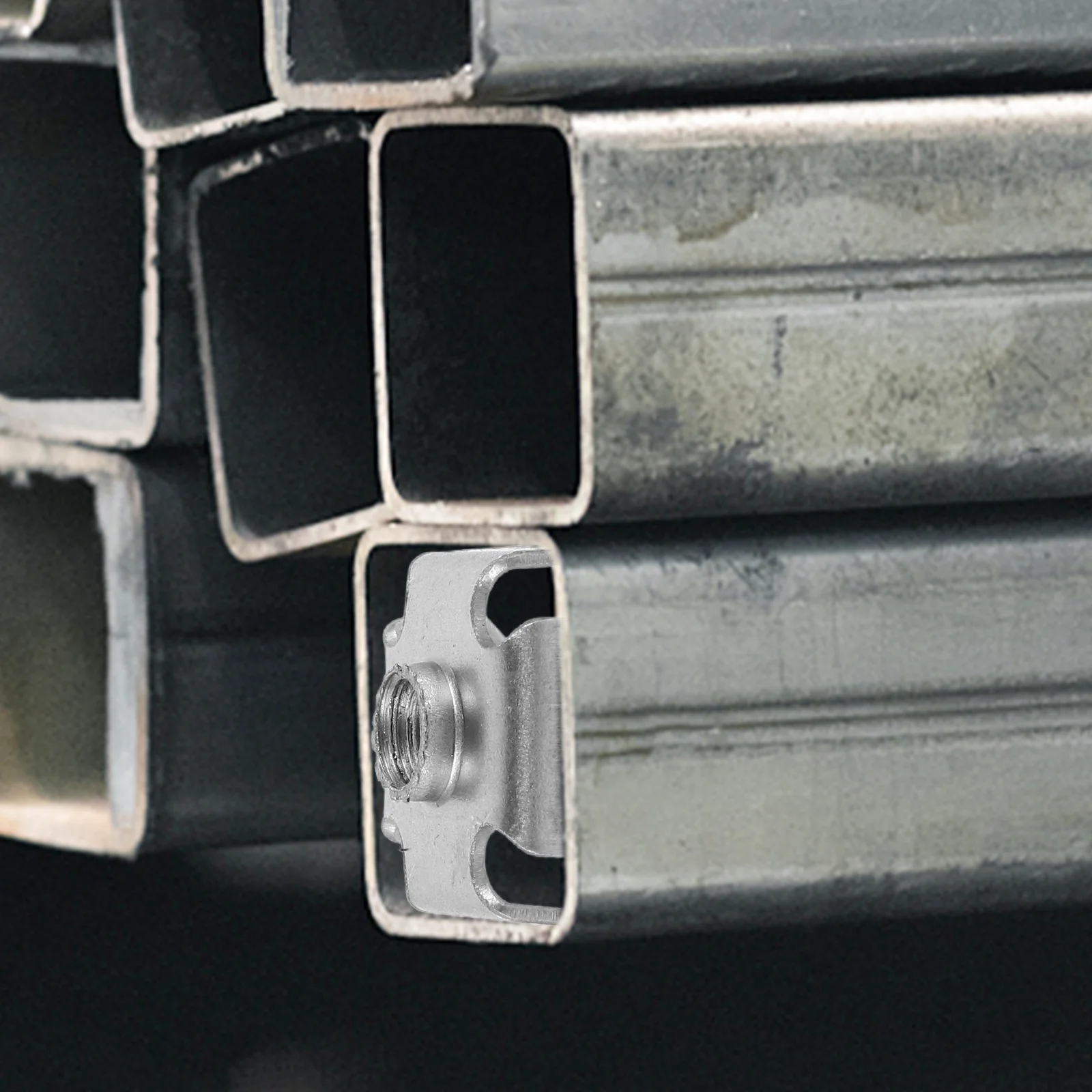 

50pcs Square Tube Built in Nut Threaded Inserts Replacement Tubing Nuts Quick Release Strong Thread Metal Hardware