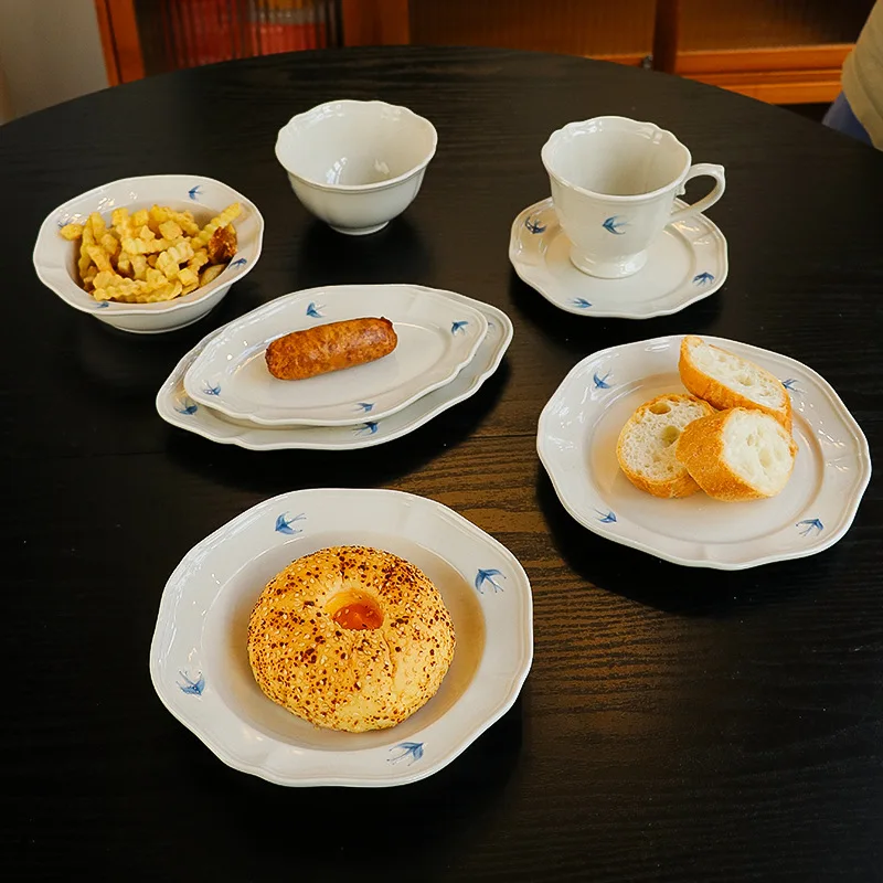 Japanese Style Swallow Ceramic Tableware with Beautiful Relief and Swallow Ceramic Plate for Home Use