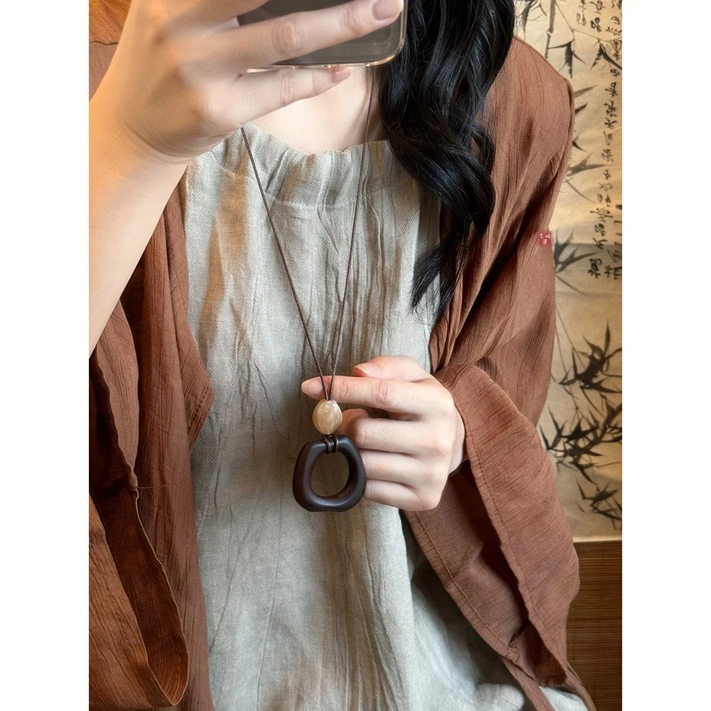 الرجعية الخشب الزجاج قلادة قلادة بولي Leather الجلود الحبل سترة طويلة سلسلة قلادة للنساء مجوهرات الأزياء والاكسسوارات