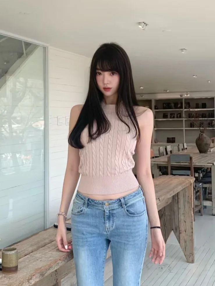 American Retro Knitted Sleeveless Neck Hanging Strap Vest Women Summer New Outerwear Twisted Sleeveless Small Top