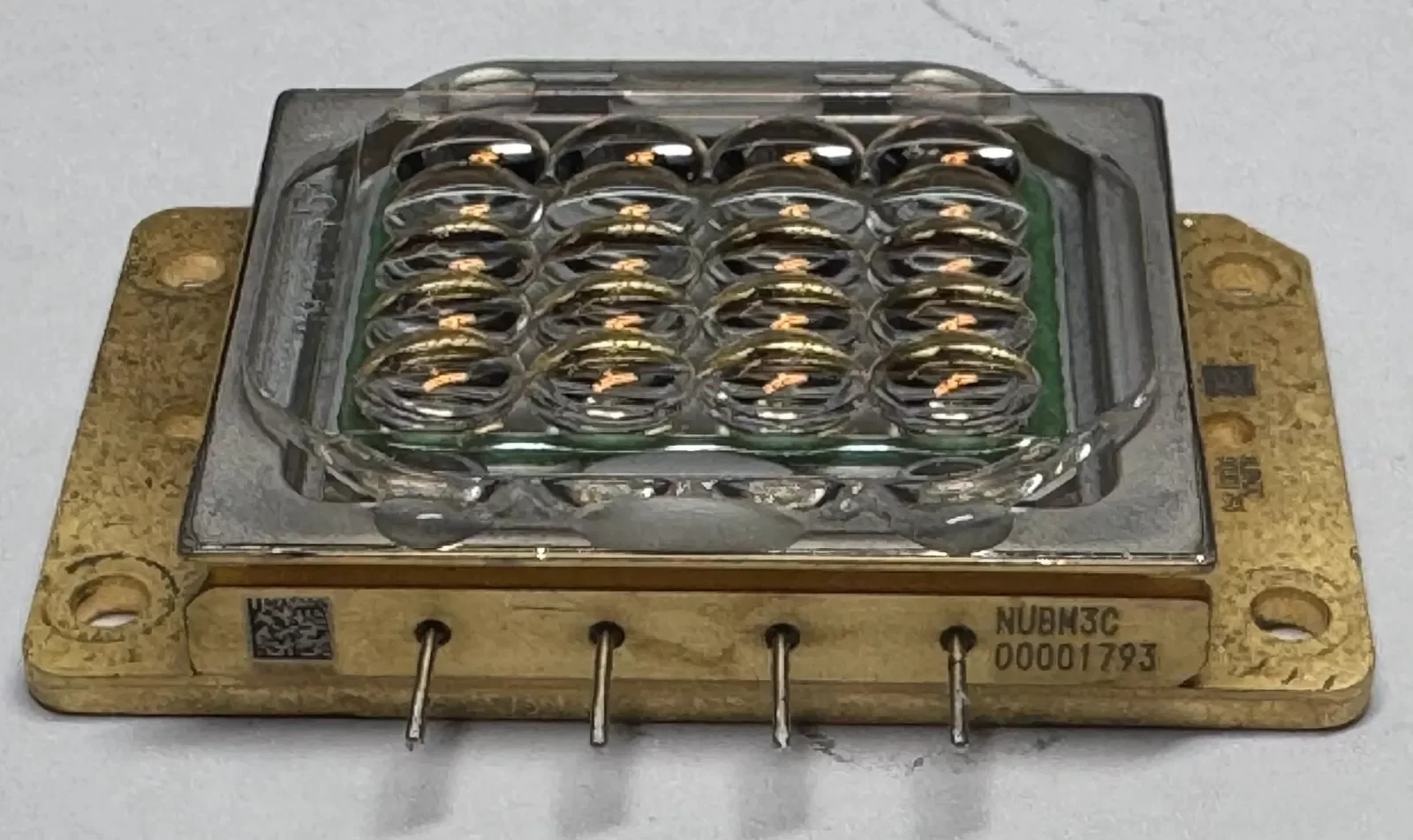 

1 шт. б/у NICHIA NUBM3C 455 нм 112 Вт синий лазерный проекционный модуль