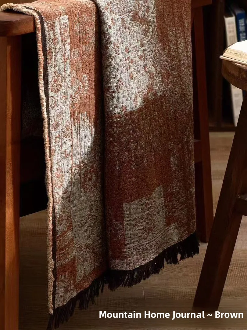 

Thickened Knitted Tapestry Floral Embroidery Cotton Blanket Retro Style Home Decor Blanket Warm All Seasons Hotel Suitable