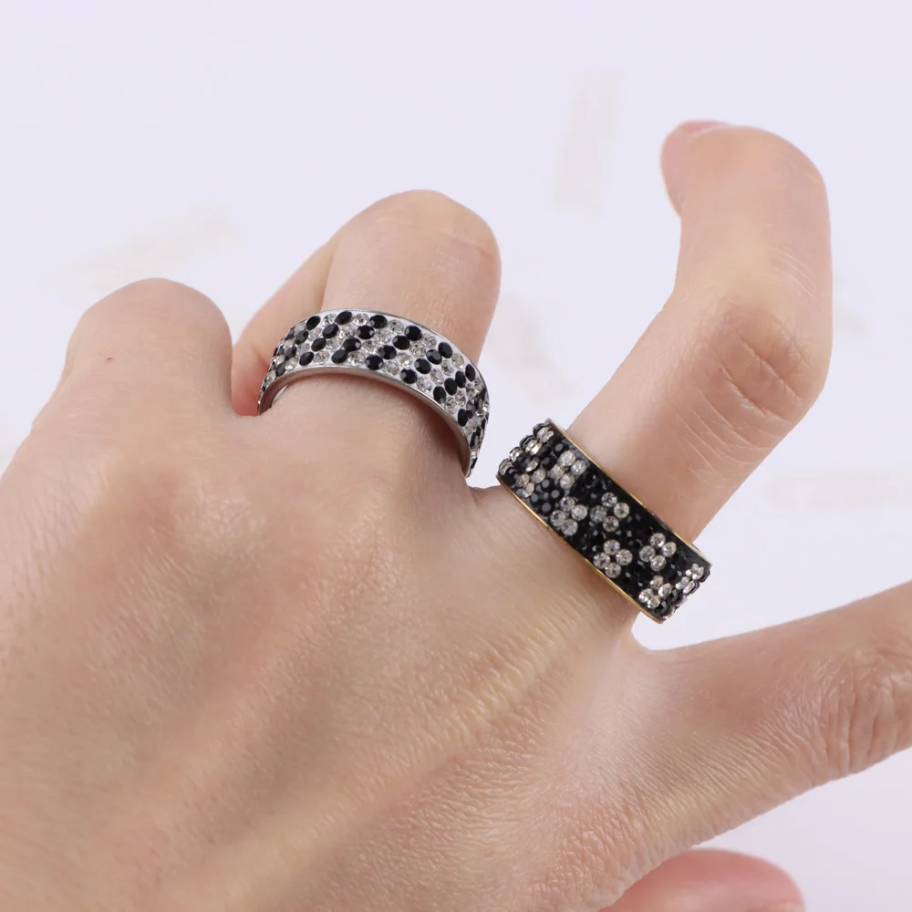 20Pcs/Lot High Quality Colorful Black White Comly Crystal Ceramic Female Rings for Women Wedding Engagement Jewelry Party Gifts