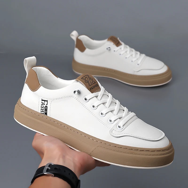 Skateboarding Shoes Men Flat Comfortable Leather Casual Vulcanized Shoes Trendy Classic Breathable Cheap Sneakers Man Plus Size