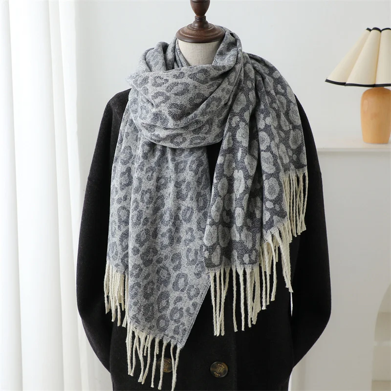 New Fashion Leopard Print Jacquard Imitation Cashmere Winter Scarf Simple Warm Scarf Women\'s Tassel Shawl Pashmina