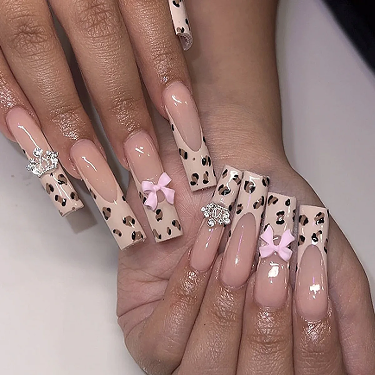 24 قطعة الفرنسية الأصفر التدرج الزهور يمكن ارتداؤها التابوت وهمية مسمار نصائح طويلة راقصة الباليه الأظافر كاذبة اضغط على رسومات أظافر مانيكير