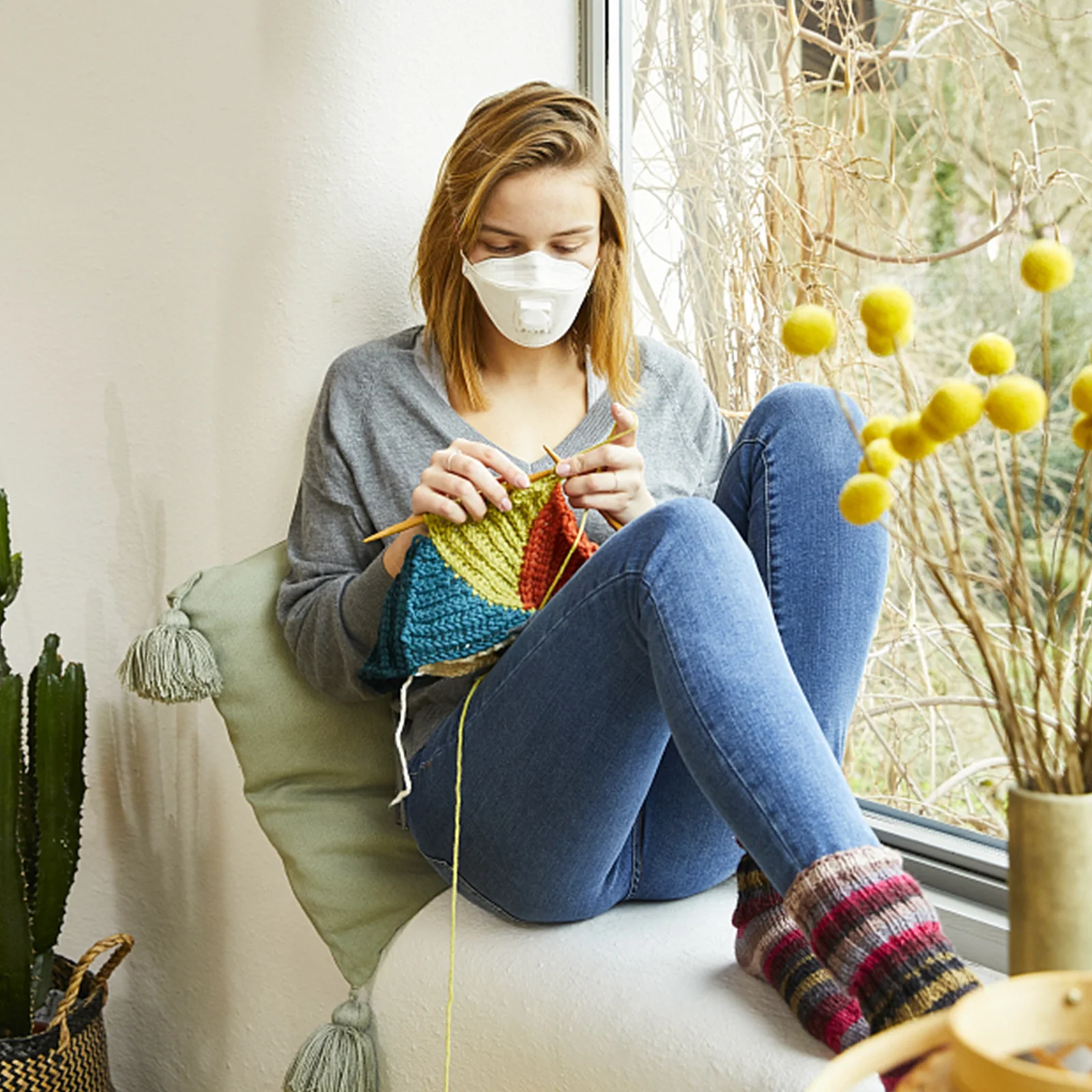 

1Set Weaving Cards Paper Loom Cards DIY Shuttles Rope Weaving Kit Cloth Storage Bag Craft Loom Tools Supplies Set