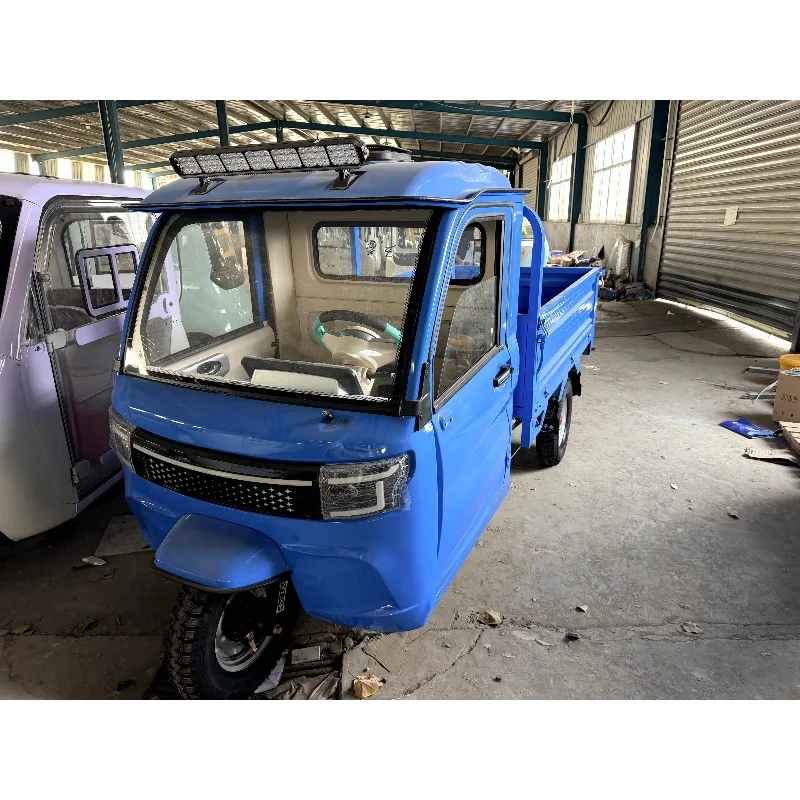 Electric Cargo Tricycle 2000W Motor Construction Site Cargo Transportation Electric Tricycle With Hydraulic Self Unloading T001