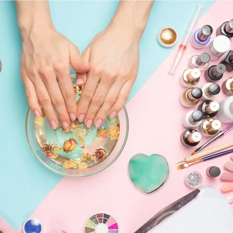 Nail Pallet for Nail Art Small Heart Shape Color Mixing Plate Multifunctional Nail Holder Portable Golden Edge Cosmetic Mixing